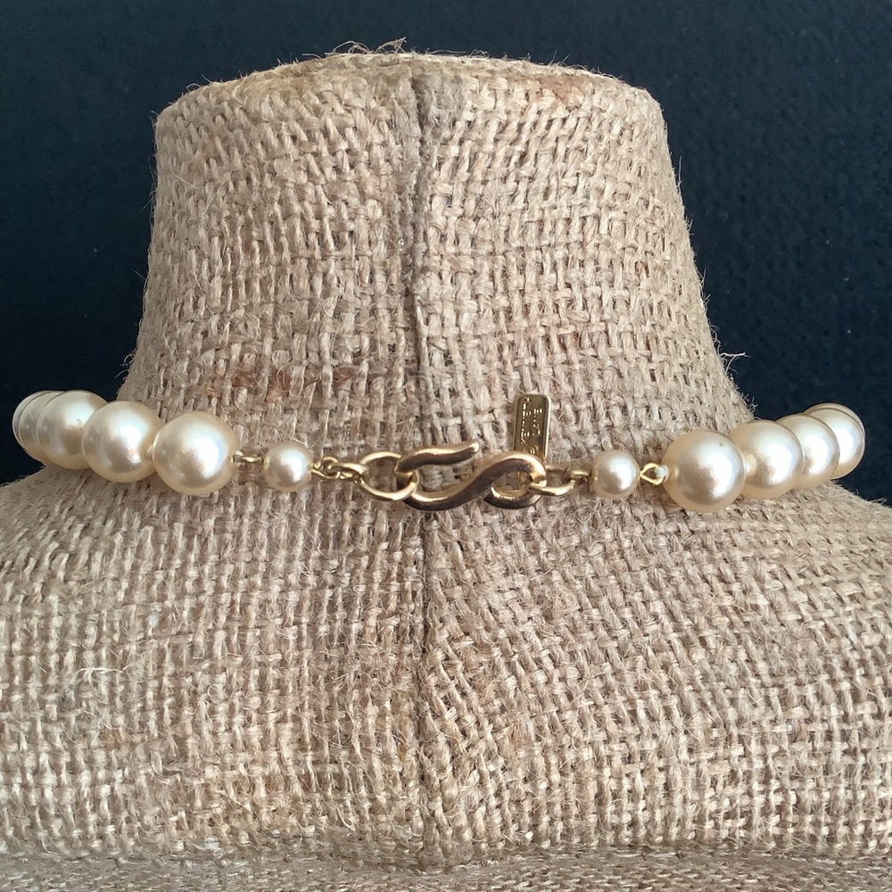 Vintage Kenneth Jay Lane Faux Pearl Necklace. - image 6